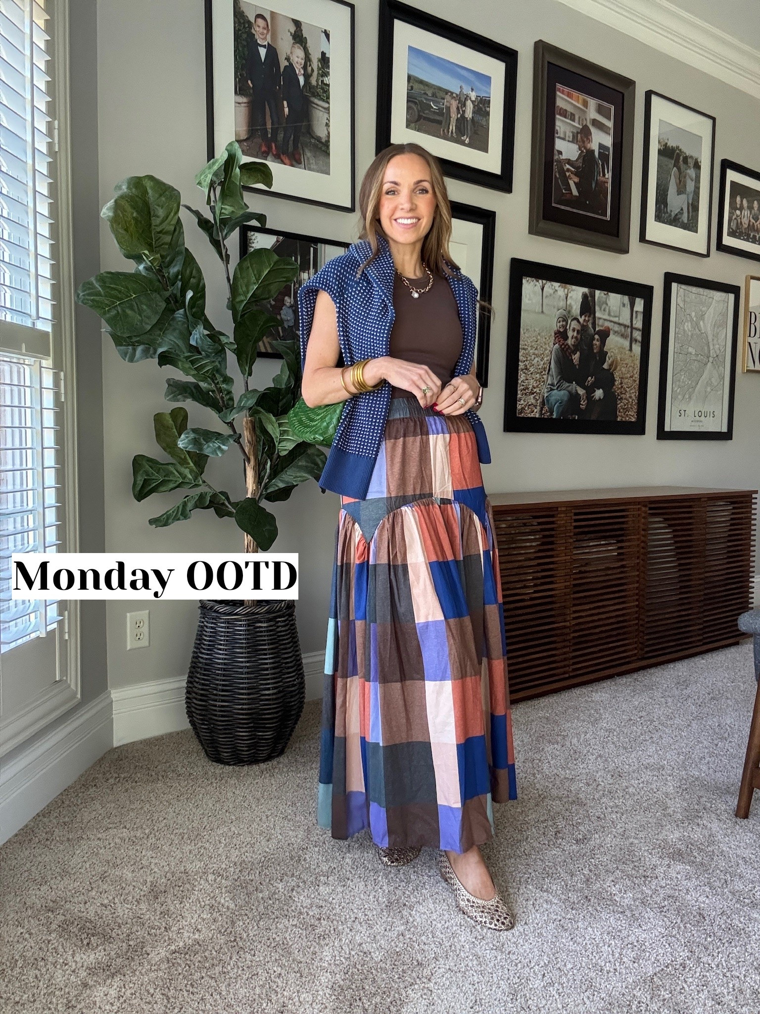 Monday OOTD
@abercrombie tank (small)  & sweater (mostly out of stock but sweater comes in multiple patterns!) 
@amazon skirt (small) 
@Tuckernuck shoes

#LTKgrwm #LTKootd