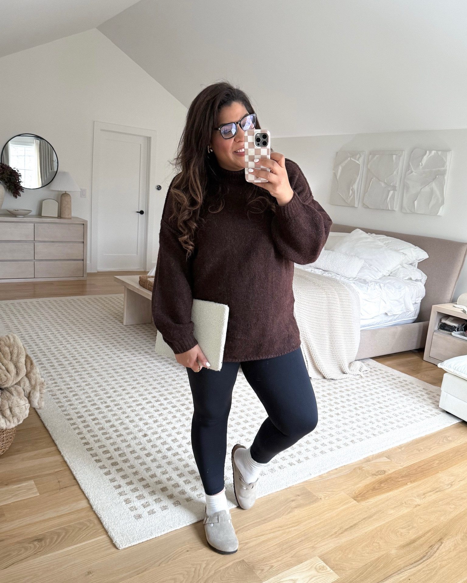 I love this laptop case! Perfectly fits my cozy vibes while working!  I’m 5’9” size 12/XL & 23 weeks pregnant wearing a size XL in sweater & L in leggings

#LTKootd #LTKBump #LTKMidsize