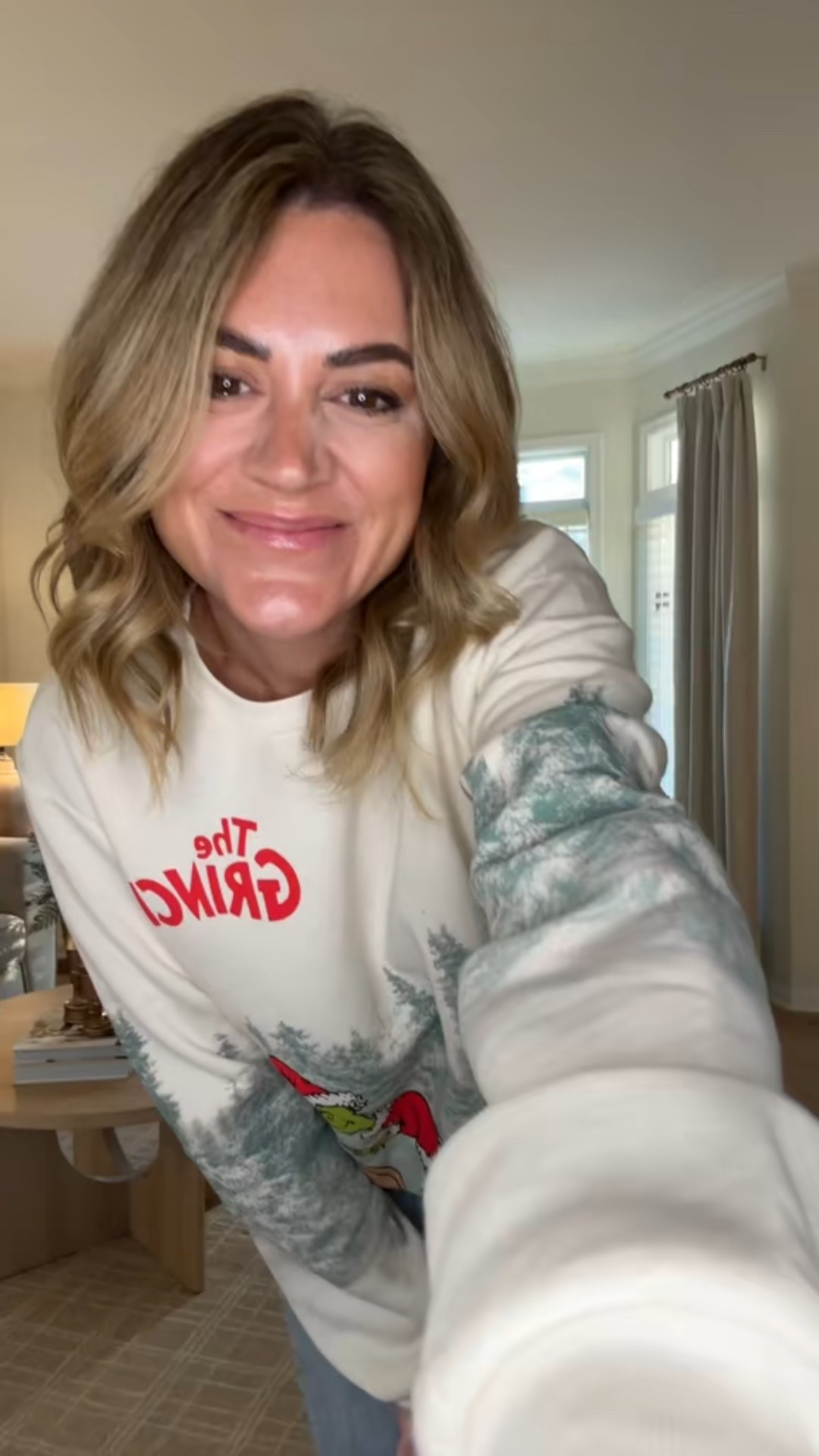 I ♥️ this Grinch crewneck sweatshirt from Target!  I sized up for an oversized fit!  #target #targetfinds #christmassweatshirt #grinch #grinchsweatshirt

#LTKHoliday #LTKootd