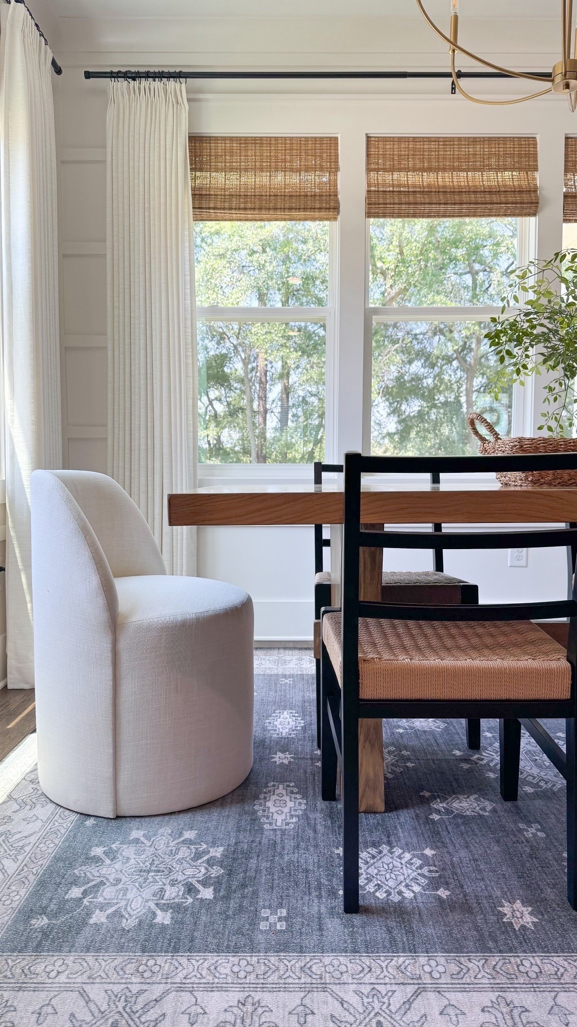 Dining nook, kitchen nook, dining table,
Dining chairs, upholstered dining chairs, modern dining, dining room, wood table, kitchen nook table, breakfast nook, pinch pleat curtains, bamboo shades 

#LTKHome