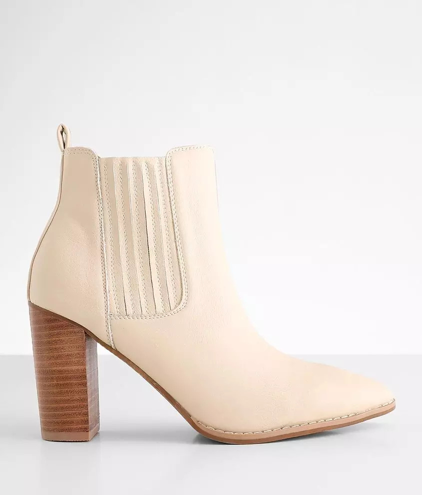 Oasis Society Finley Ankle Boot | Buckle