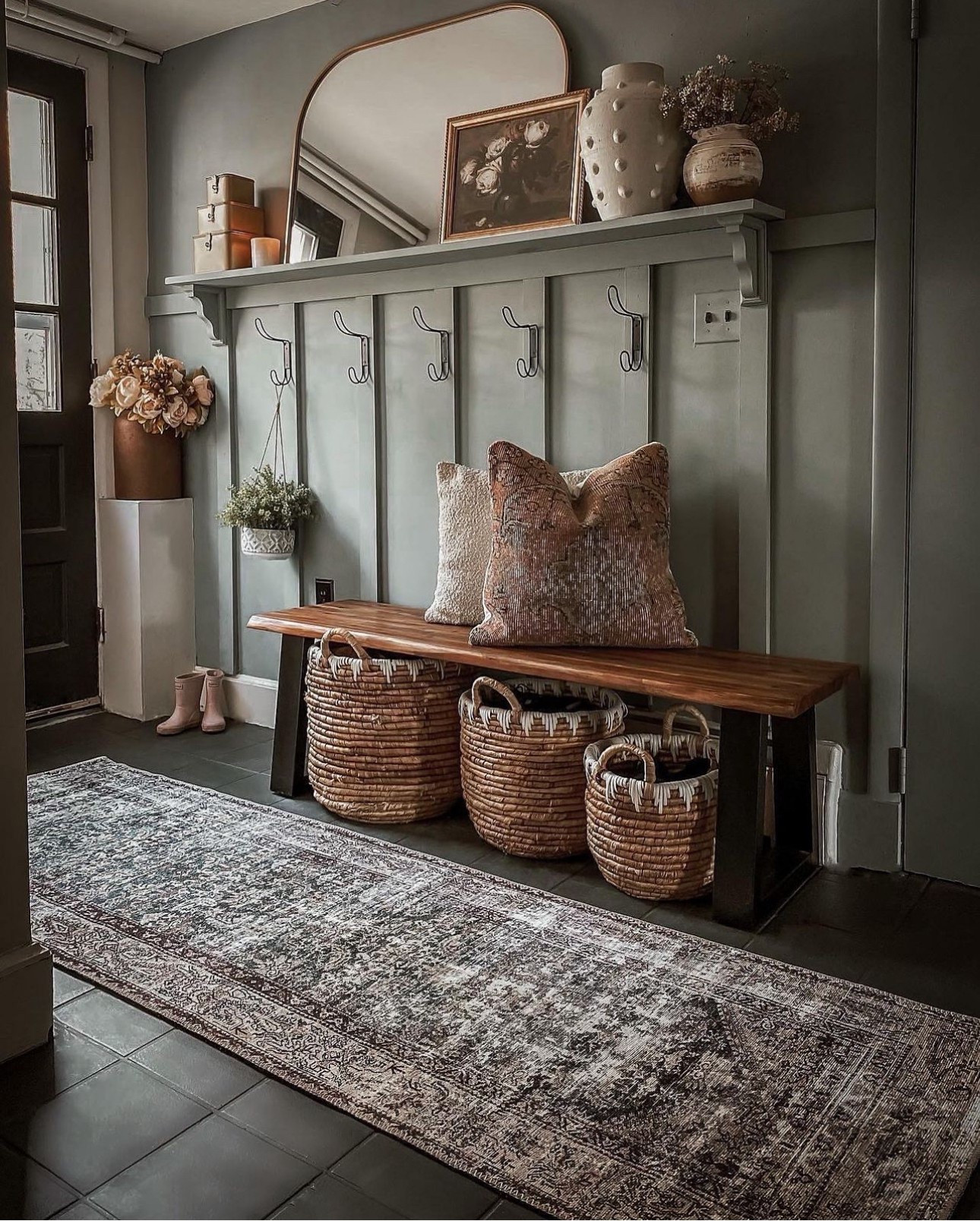 Mudroom inspo to shop

#LTKSeasonal #LTKSaleAlert #LTKHome