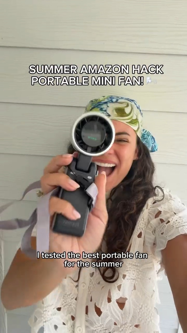 ☀️ Comment “FAN” to snag the must have portable fans!! I tested SO many and these are a WINNER with the long lasting charge and POWERFUL speed!!!😍😍 perfect for those travel days or hot beach and pool days!! ☀️ #amazongadgets #amazonmusthaves #amazonsummer