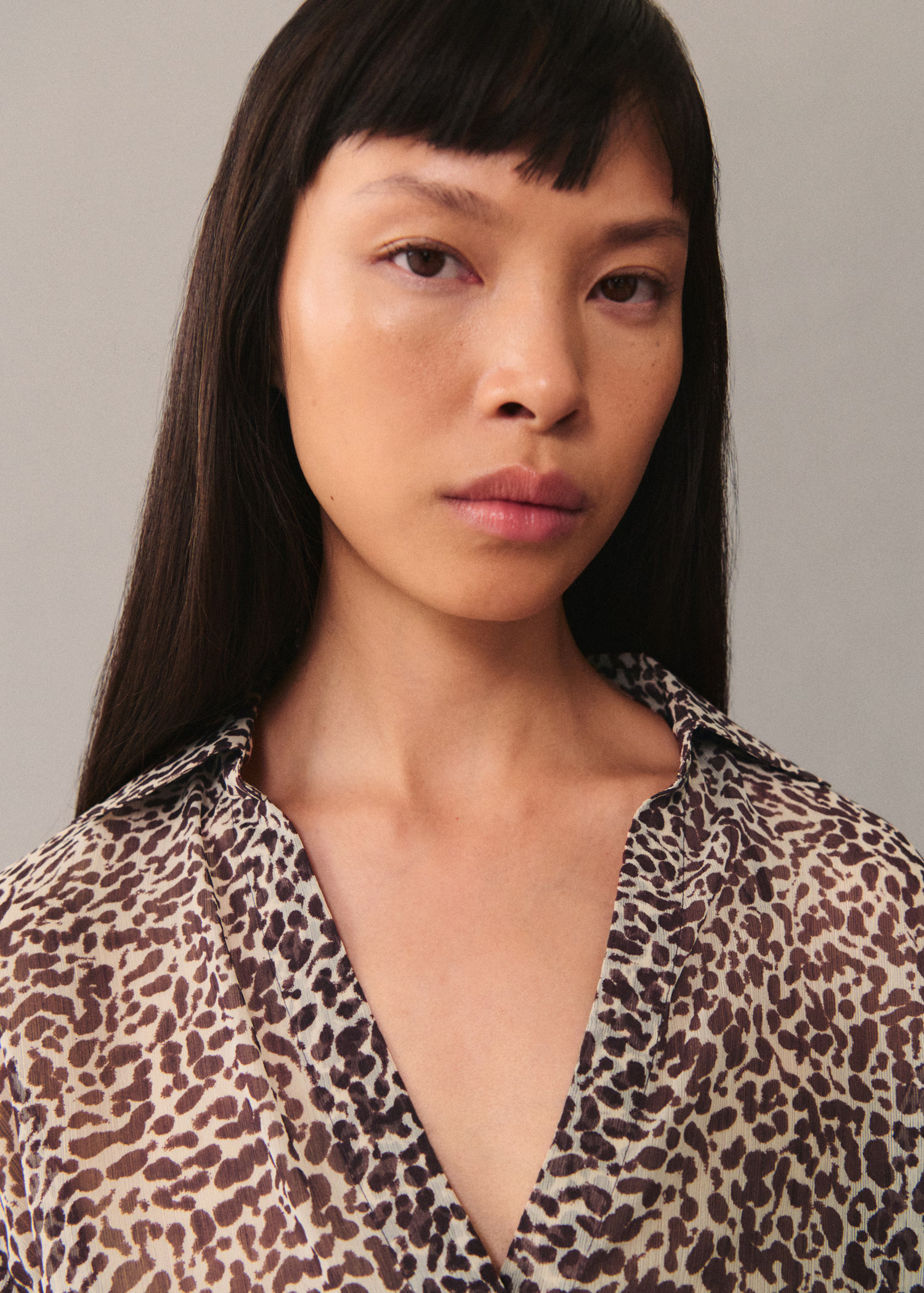 Fluid leopard-print shirt - Women | MANGO USA | MANGO (US)