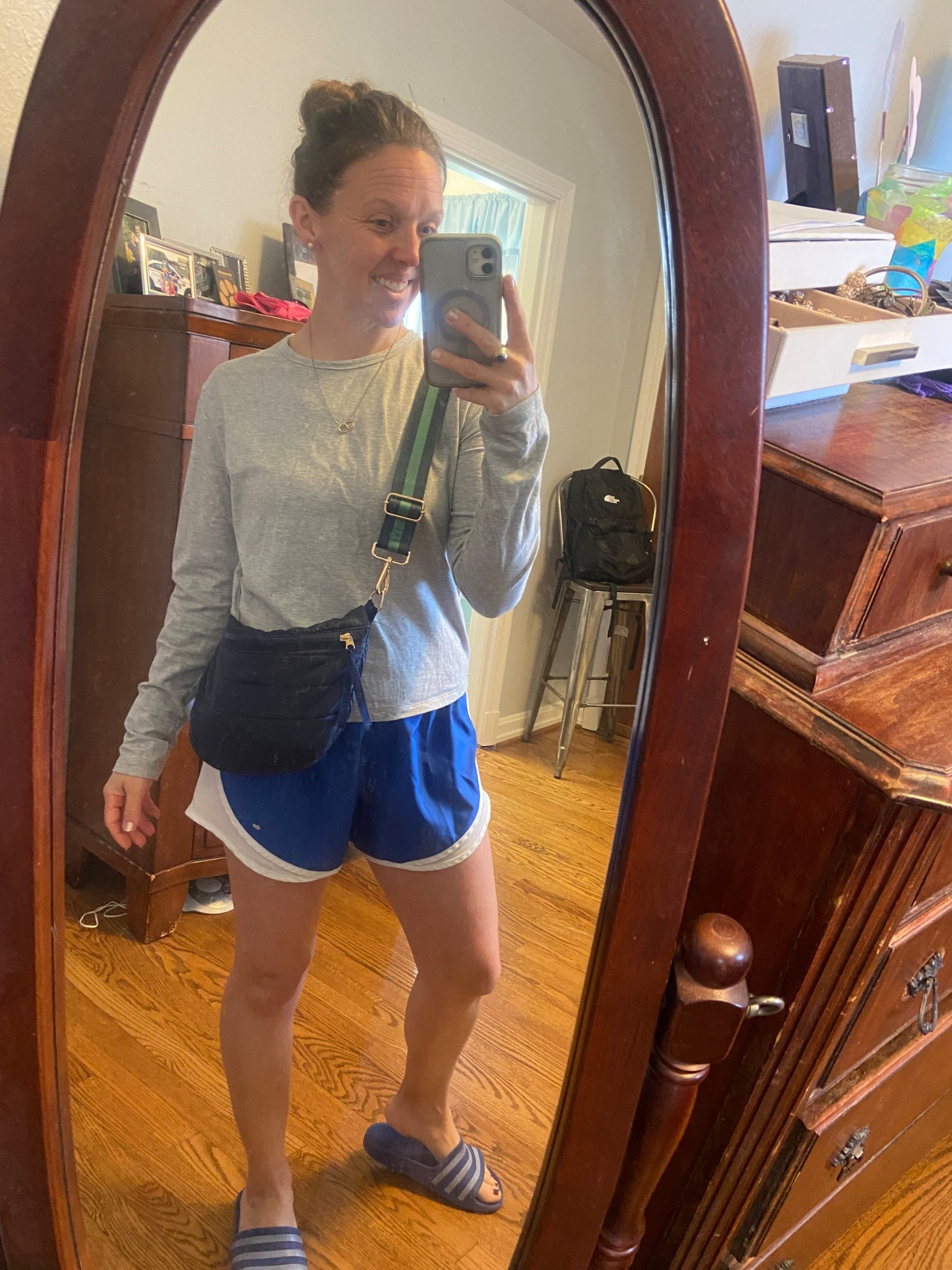 Athleisure - fave top on sale and my go-to purse for running around with the kids 


#LTKSeasonal #athleta #amazon #crossbodypurse #favoritetee #essentialtee #quiltedpurse #LTKootd #LTKmomlife 

#LTKU #LTKOver40 #LTKSaleAlert