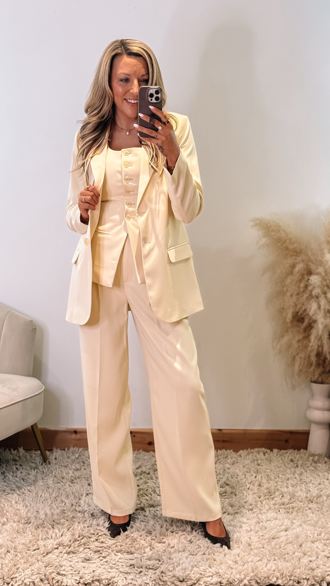 Round 2… the try-on you asked for ✨

Seeing it on just hits different, doesn’t it? Some pieces I’m obsessed with… others I’m still not 100% sure on 👀

Help me decide what’s a YES and what’s going back? 👇

Still can’t link the cream set but will add when it’s live. 

#primarkhaul #primarktryon #highstreetstyle #affordablefashion #mumstyle