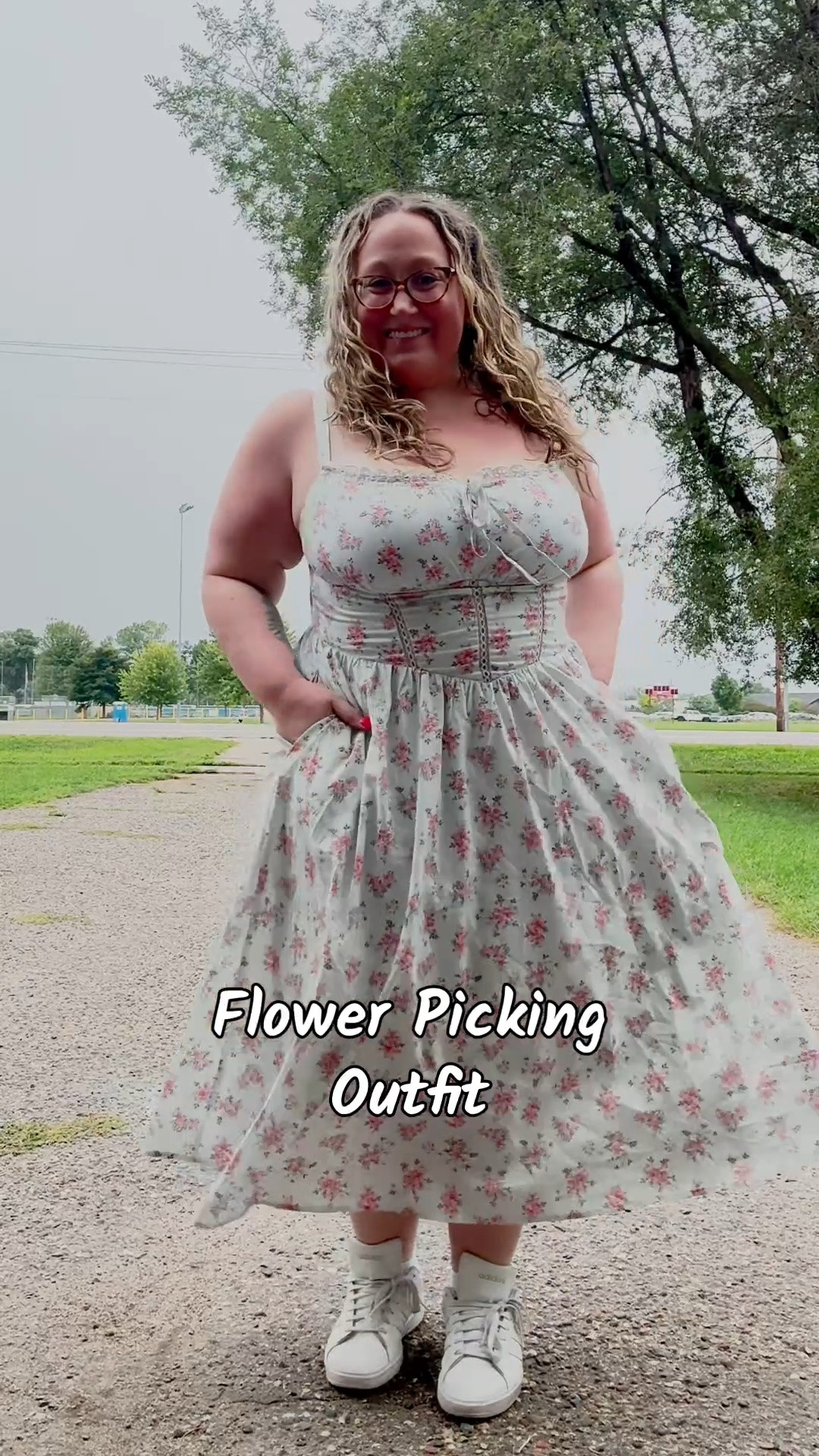 Wearing an XL. 👗Shoes are TTS.

#LTKSeasonal #LTKMidsize #LTKvlog