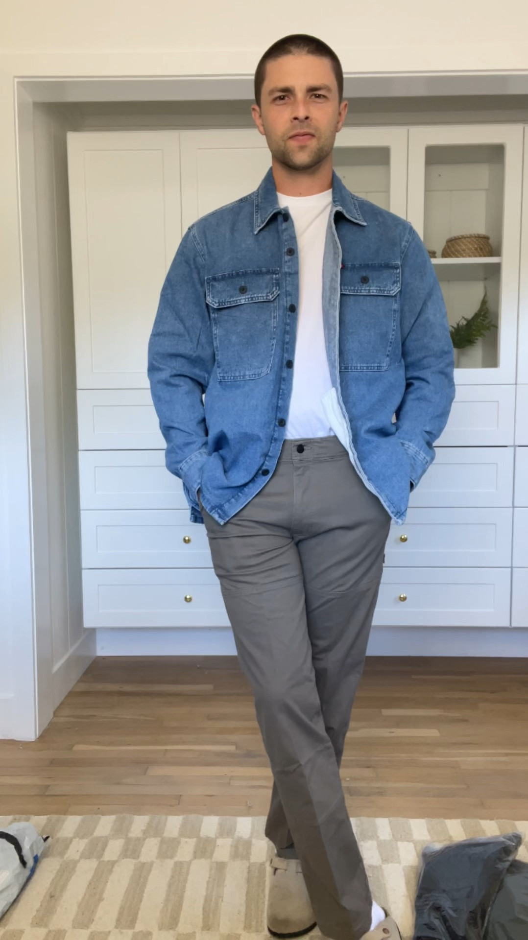 WRANGLER UNBOXING 🤠

#LTKMens #LTKWorkwear #LTKFindsUnder50