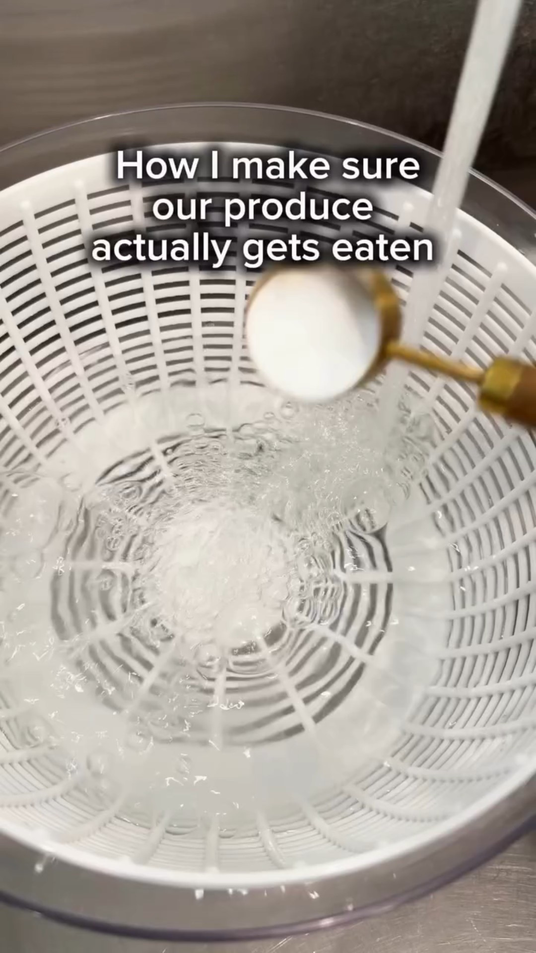 I started doing this the day we get home from the store and it completely changed how we snack during the week.

When the fruit is washed, dried, and ready to grab, we actually eat it.
No digging through the fridge.
No “I’ll wash it later.”
No sad, moldy berries hiding in the back.

It takes a few extra minutes up front, but it saves money, reduces waste, and makes healthy snacks the easy choice all week.

This is one of those small home routines that makes mom life feel a little more put together ✨

Do you wash and prep your produce right away, or later in the week?

#asmr #kitchenreset #homehabits momlife