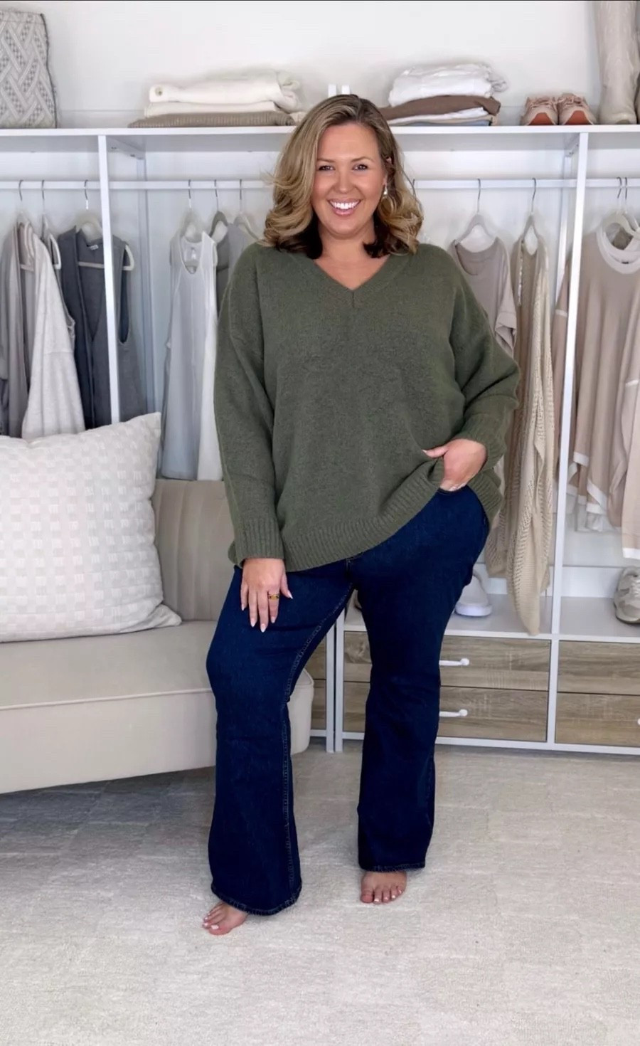 These jeans are on sale!! I wear the curve love 35! They’re a little tight but they stretch out a tiny bit… but if you’re unsure it wouldn’t hurt to size up! A 35 is like a 20 fyi! Wearing xxl in the sweater!

Plus size fashion, abercrombie finds, belly friendly denim, abercrombie denim, belly friendly jeans, midsize fashionn amazon finds

#LTKSaleAlert #LTKMidsize #LTKPlusSize