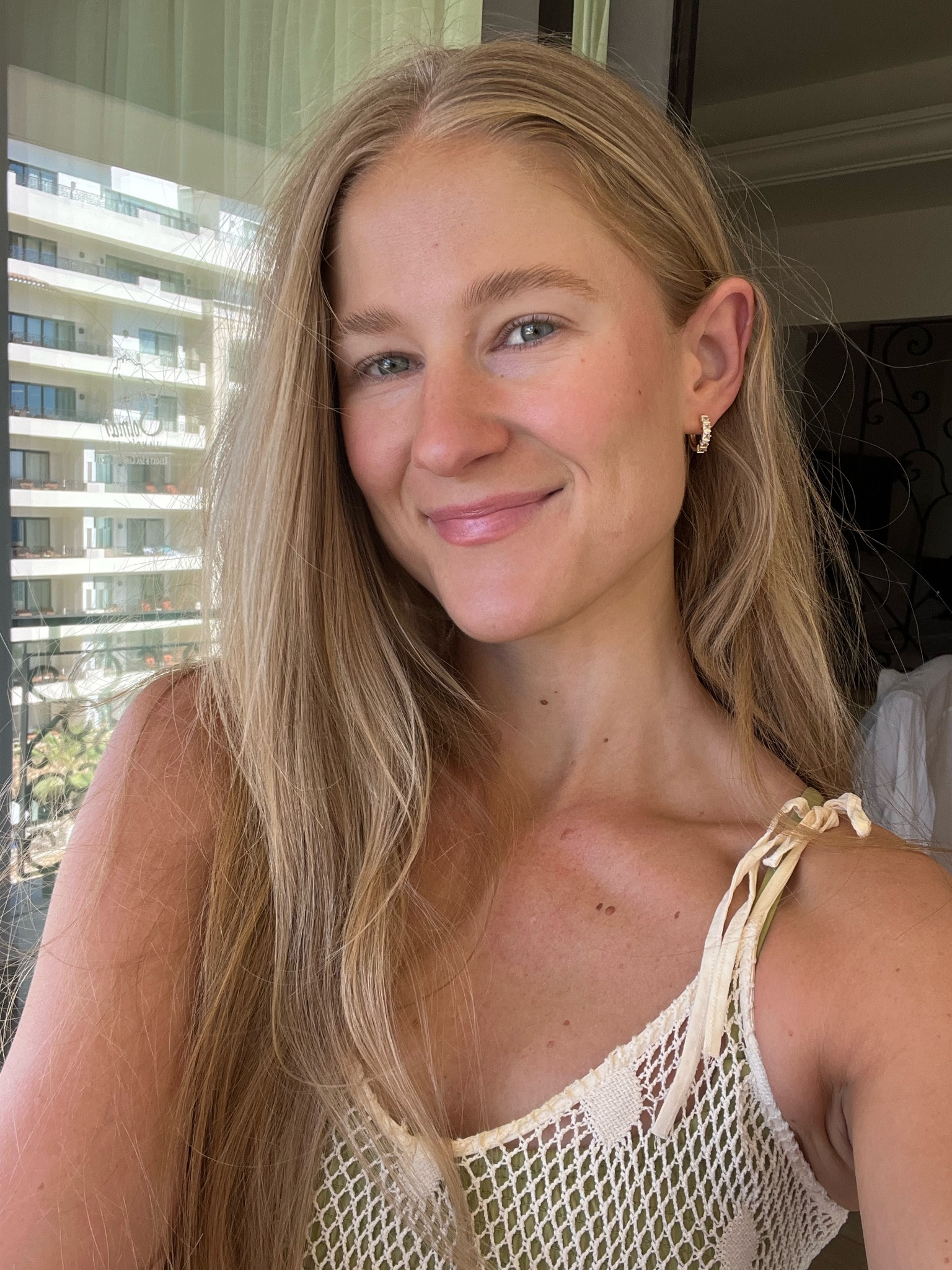 2-min beach day make up 🌺🫶🏼☀️ 