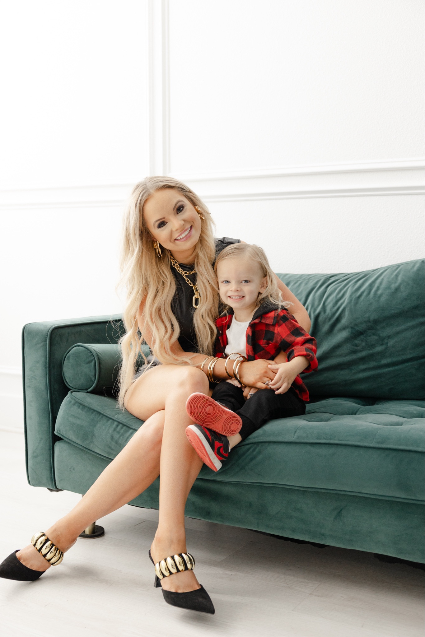 Holiday Family Pictures 🖤🫶🏼🎄



#LTKSaleAlert #LTKStyleTip #LTKHoliday