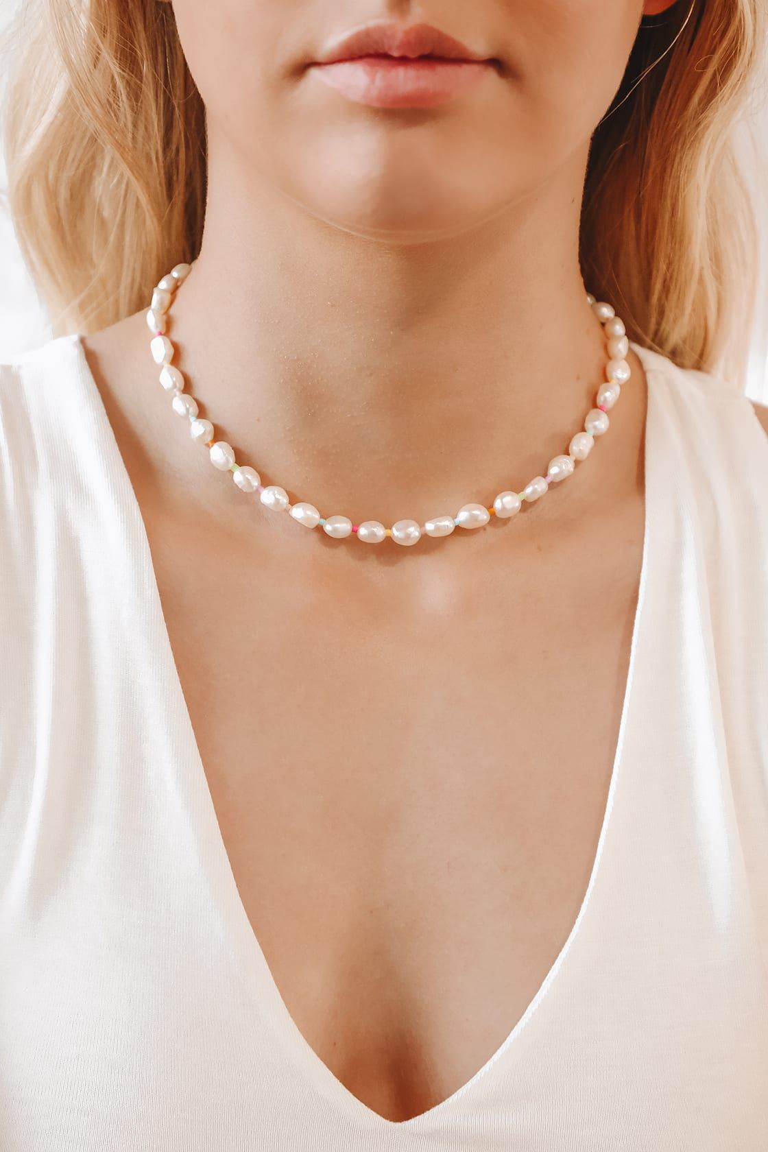 Rainbow White Pearl Choker Necklace | Lulus (US)