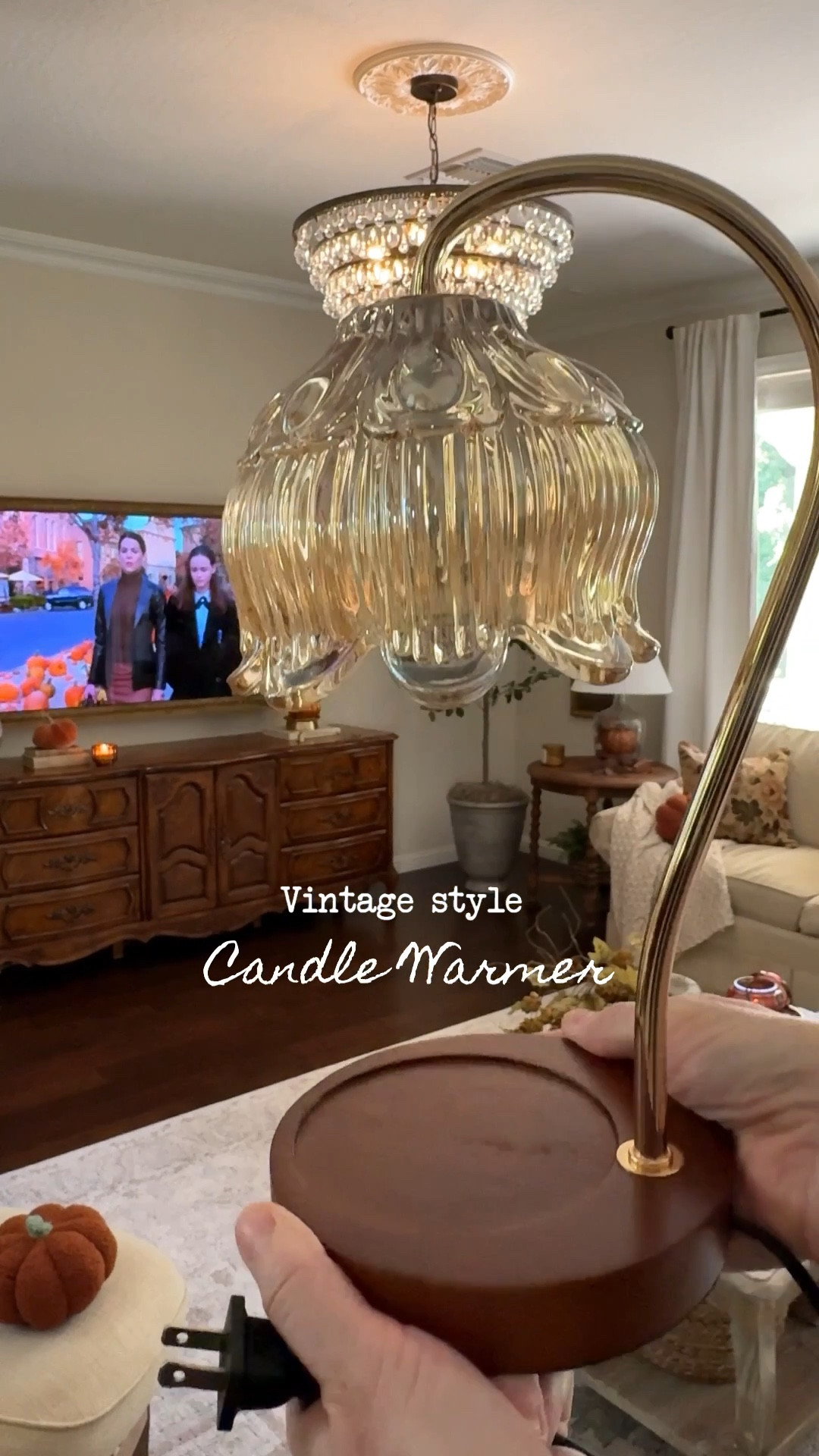 The cutest vintage style candle warmer to add to your Fall decor (or any-day decor really) 

Use discount code: JENNIFER1010 for a 10% discount 

#amazonhomedecor #homedecor

#LTKSeasonal #LTKVideo #LTKHome