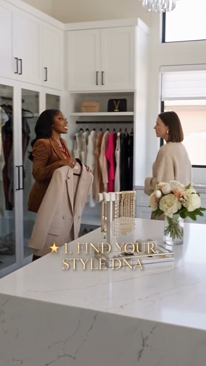 Your signature style isn’t about having the biggest closet or following every trend. It’s about knowing what makes you feel confident—and making it your own. 🧥👢👜💎
 Start with these 3 things: 1️⃣ Find your style DNA — identify the colors, silhouettes, textures, and details you naturally gravitate toward. 2️⃣ Create a style formula — find outfit combinations that consistently make you feel polished and confident. 3️⃣ Choose a signature detail — maybe it’s gold jewelry, a bold lip, oversized sunglasses, a signature bag, or a color you always come back to.
 The goal isn’t to look like everyone else. It’s to become instantly recognizable for your style. 🤎 Save this for your next closet clean-out and follow for more Style, Fashion & Beauty Gems. 💎 #FallStyle

#LTKgrwm #LTKootd #LTKvlog
