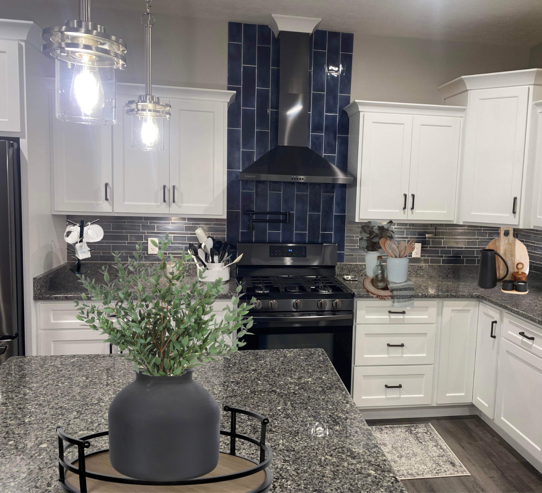 Lories kitchen