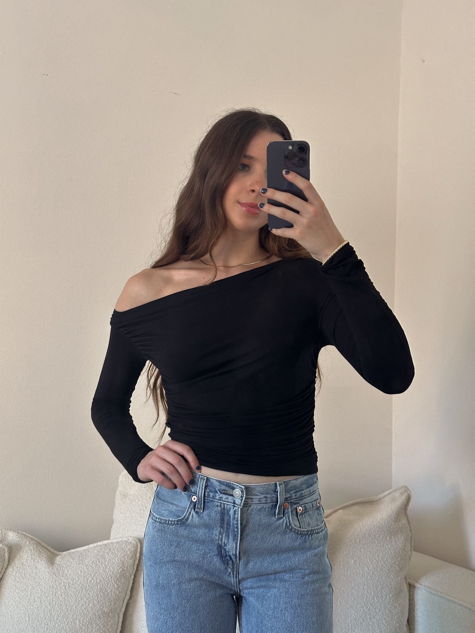 The cutest elevated basic top from amazon for fall! Wearing a size small for reference! Comes in lots of colors and is under $20

#LTKStyleTip #LTKFindsUnder50