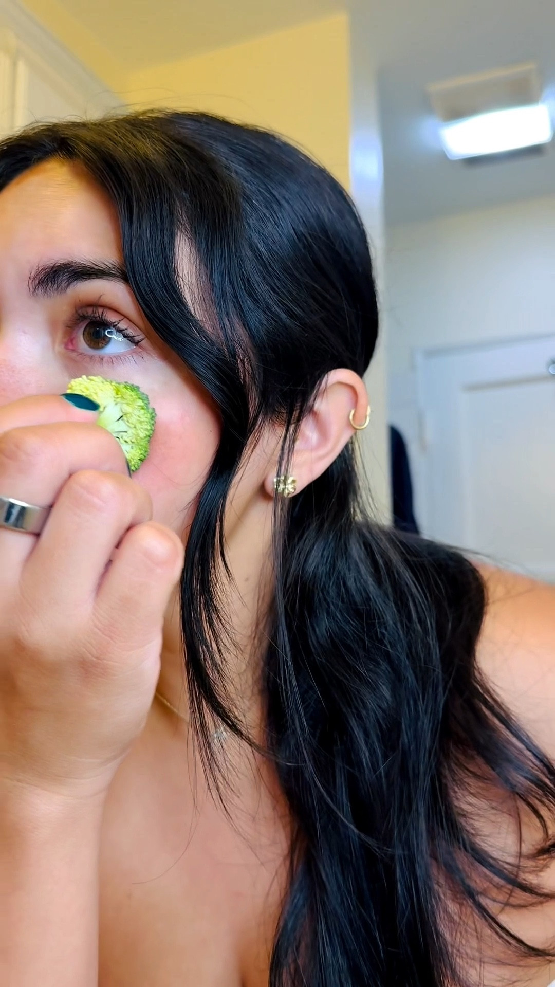 Trying the broccoli freckles 💚

#LTKBeauty #LTKStyleTip #LTKSeasonal