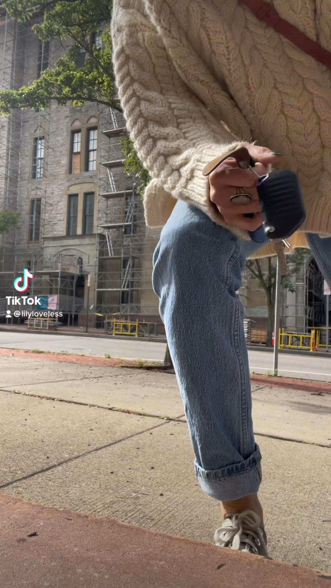 a cute outfit to wear apple picking!


#LTKworkwear #LTKSeasonal