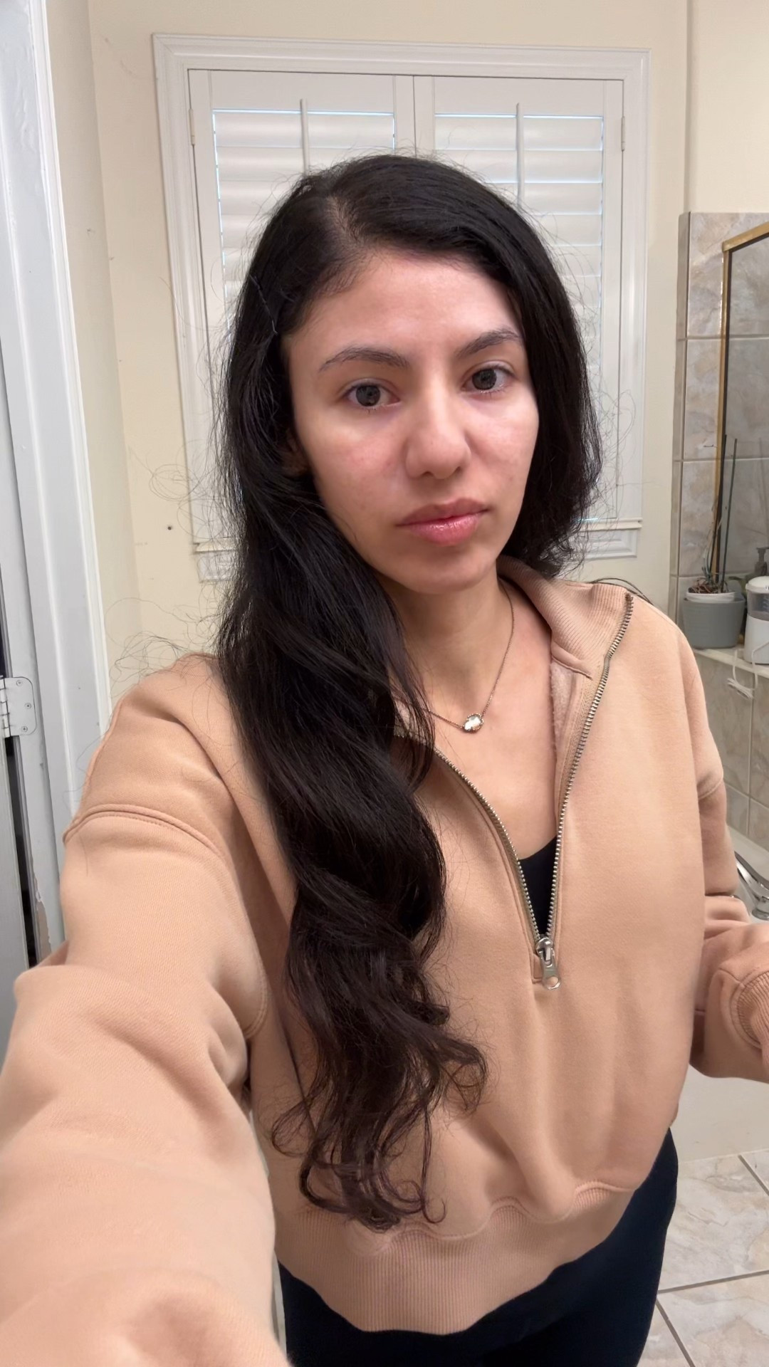 This Nike 1/2 zip crop sweatshirt would make a perfect secret Santa gift. 🎅🏾🎁

#LTKHoliday #LTKootd #LTKGiftGuide