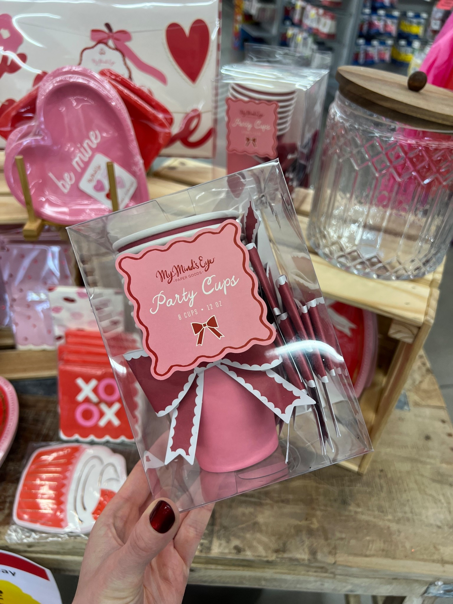 These party cups with bows are just adorable! 😍

#LTKHome #LTKSeasonal #LTKKids