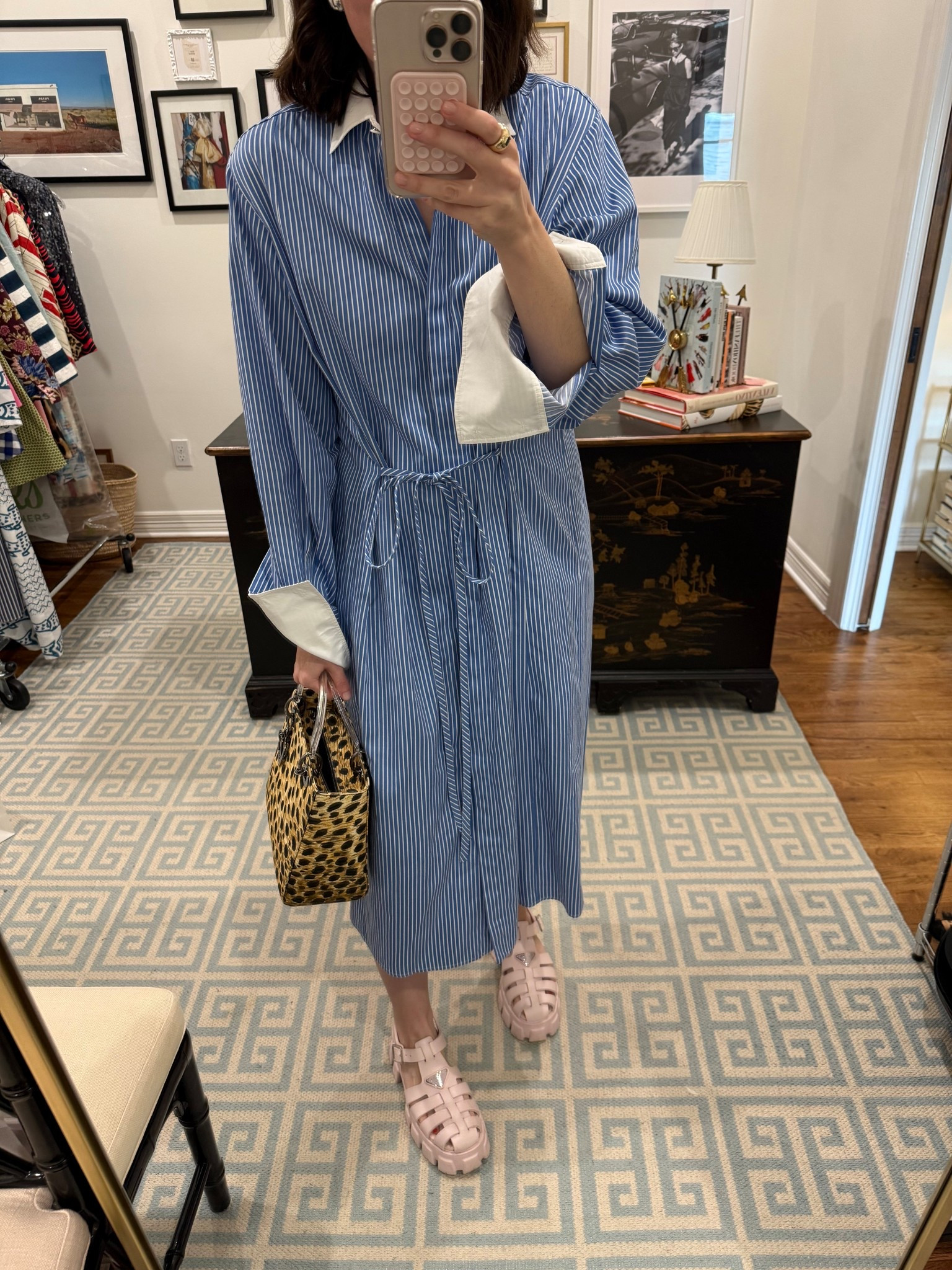 Such an easy dress to wear when you want to be polished yet comfy. Fit is oversized so go down if you want it more fitted  
