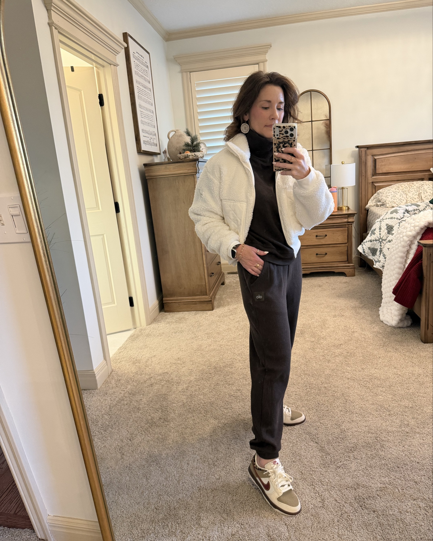 Alo waffle jogger set with Sherpa bomber jacket and animal print dunks for the win! 

Wearing a XS set and small jacket 

#LTKmomlife #LTKActive #LTKOver40