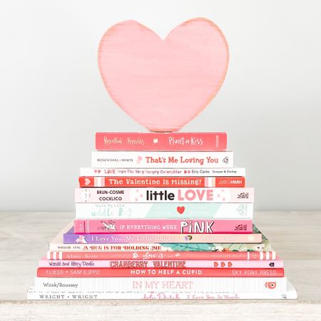Valentine’s Day kids books!


#kidsbooks #childrensbooks #valentinesdaybooks

#LTKfamily #LTKSeasonal #LTKkids