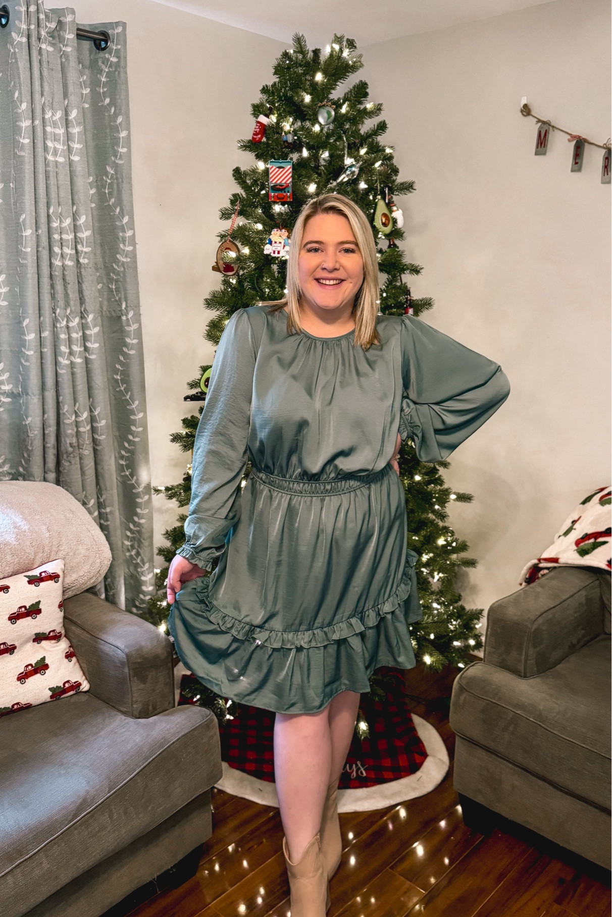 Day 18 of 20 Holiday Looks✨

#LTKSeasonal #LTKplussize #LTKHoliday