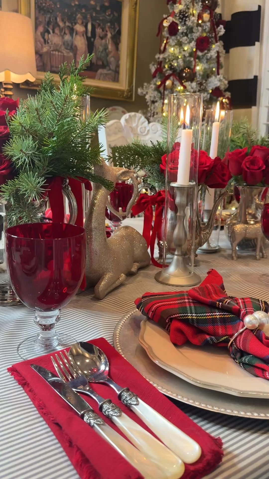 Dining room table 
Table setting /tablescspe 

Plaid napkins set of 12

White candle tappers set of 12 
10 inch 

Glass candle cylinders set of 6 



#LTKHome #LTKHoliday #LTKFindsUnder50