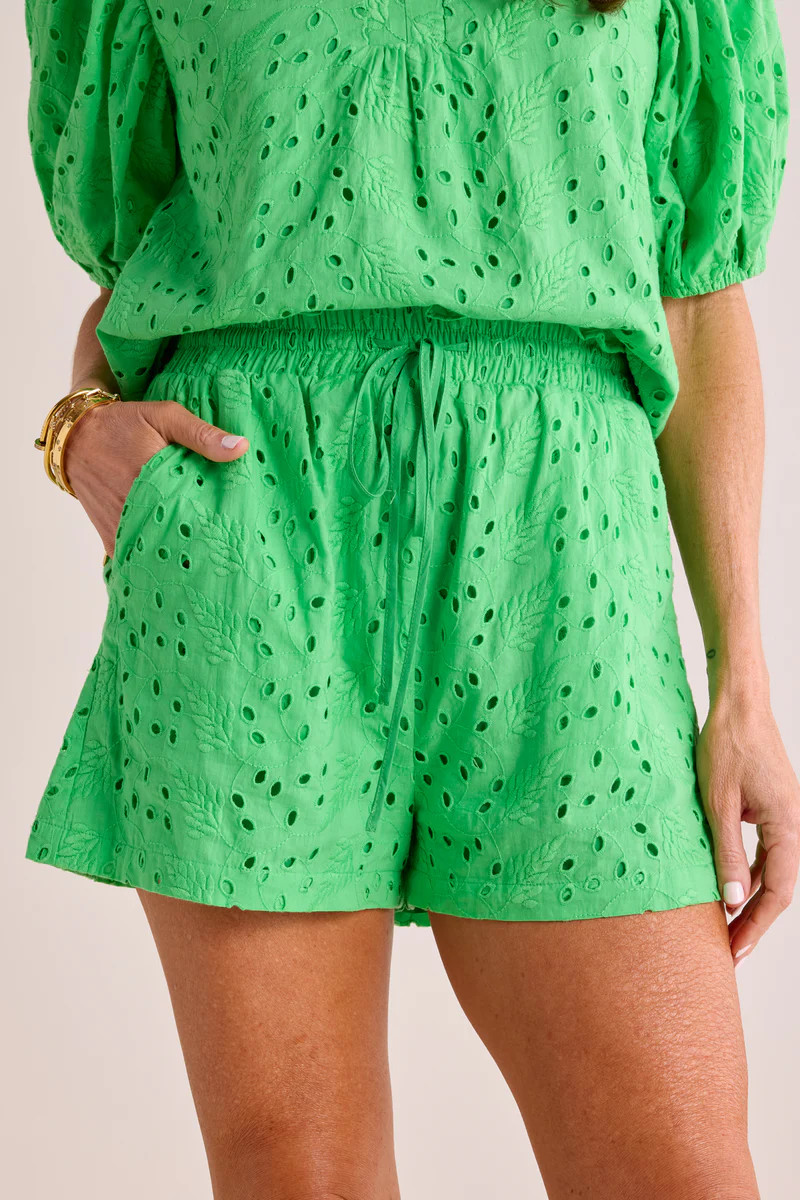 Lucia Shorts | Avara