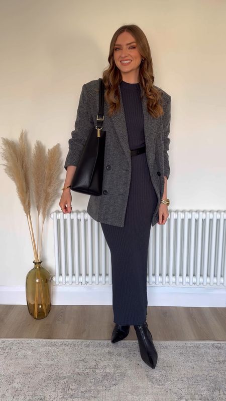 Day 3 of 7 days of workwear 
Wearing a medium in the H&M ribbed midi long sleeve dress
I’m 5ft 6 for an idea of the length 
A small in the grey H&M herringbone double breasted blazer
I’m wearing an XS in the belt
Cos heeled leather ankle boots

#LTKworkwear #LTKeurope #LTKstyletip