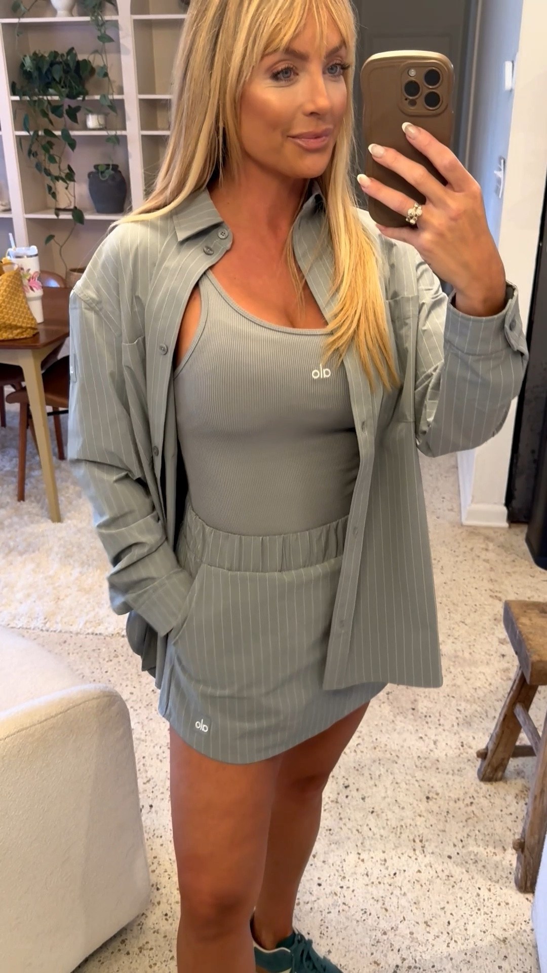 The fall @alo drop is everything 

#LTKStyleTip #LTKOver40 #LTKActive