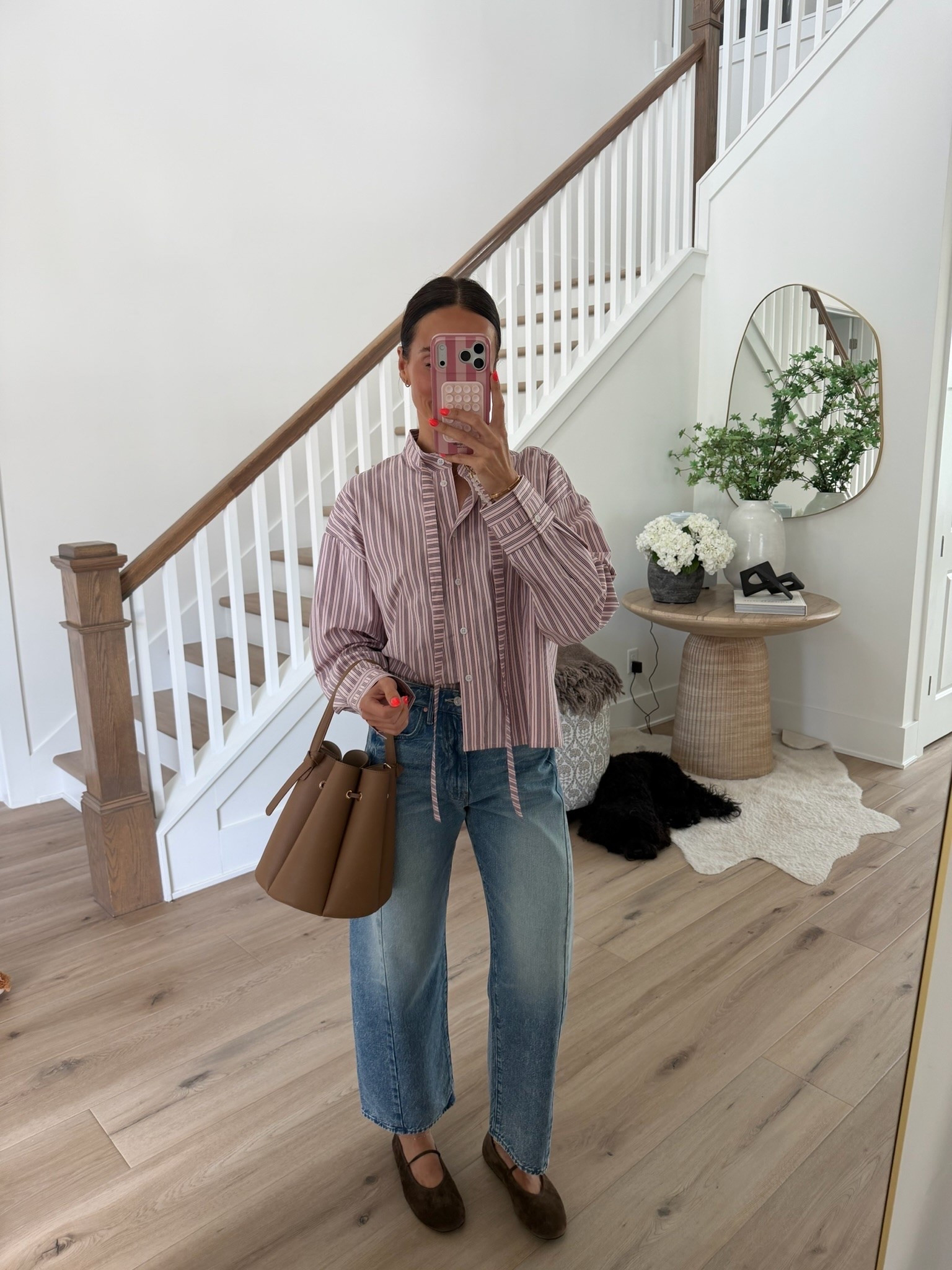 This is exactly how I want to dress heading into early fall. The striped button down has an easy relaxed shape with the prettiest muted tones, and I love it with cropped denim and brown suede flats for a little seasonal texture.

XS top, 25 jeans

striped button down, early fall outfit, transitional style, cropped jeans, brown suede flats, casual fall outfit, women’s fall fashion, denim outfit, fall layers, everyday style, annabrstyle

#LTKWorkwear #LTKootd #LTKSeasonal