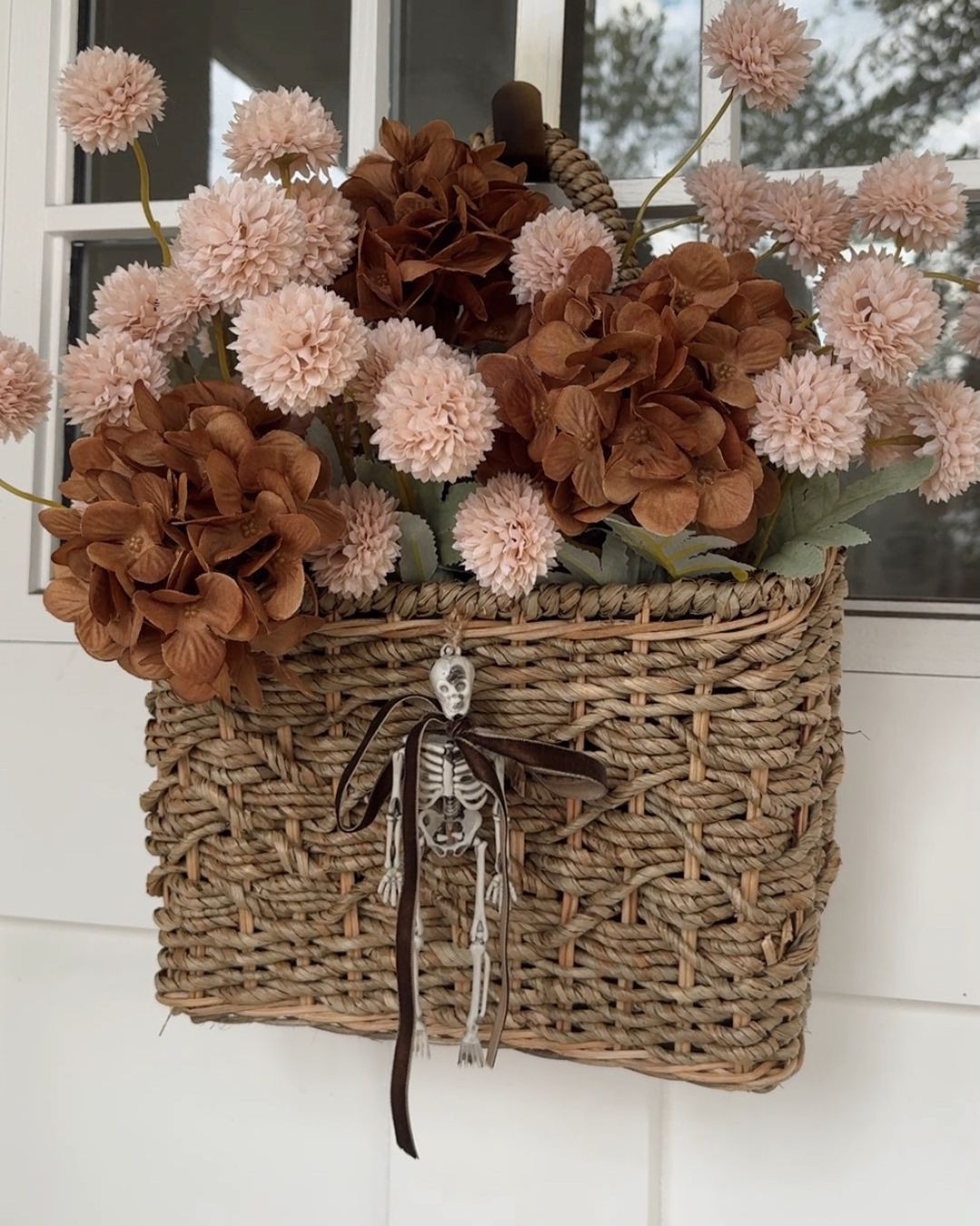 halloween decor, flower basket, hanging basket, fall decor, fall front porch 

 

#LTKHalloween #LTKHome #LTKFindsUnder50