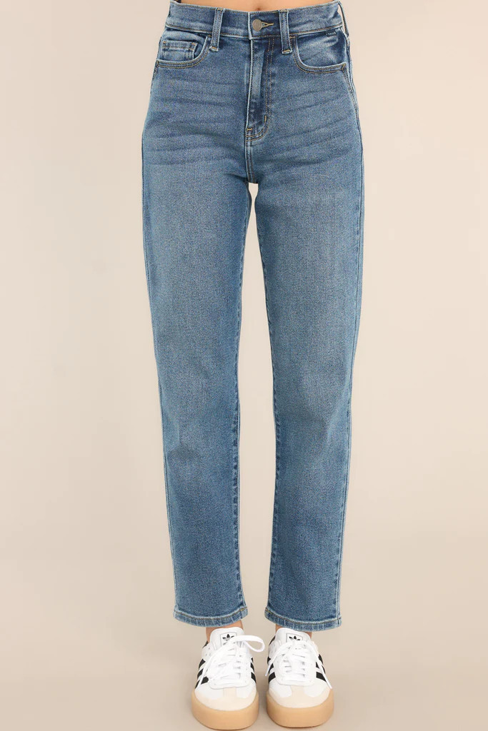 Felt Like It Medium Wash Stretch Straight Leg Jeans | Red Dress 