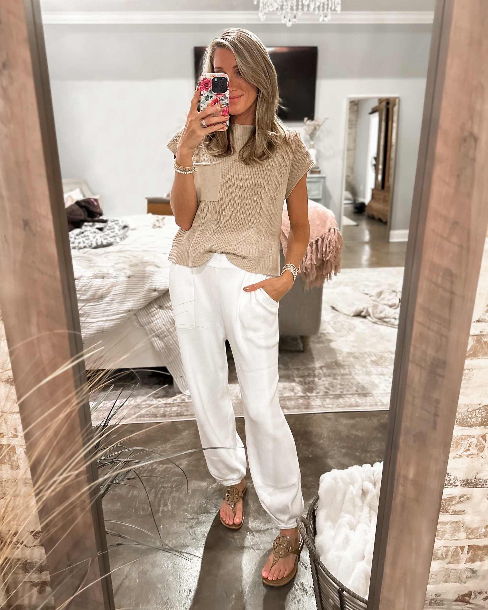 Such a great fall transition outfit!

Fall outfit, cute set, casual outfit

#LTKSeasonal #LTKstyletip #LTKover40