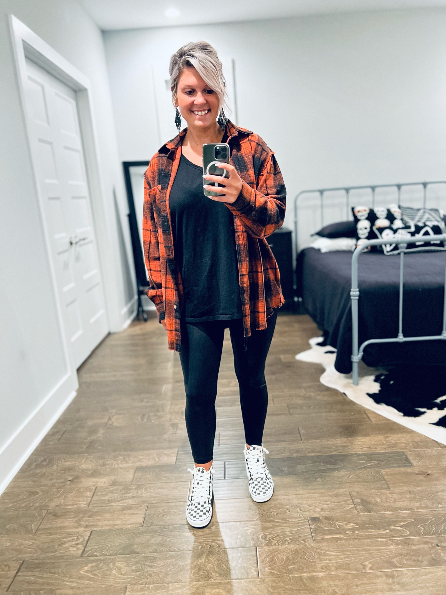 ways to style the best vans sneakers with leggings && a flannel 🖤🤍

flannel - old but linked similar 
tshirt - aerie
leggings - aerie | of course 🖤
sneakers - vans

#LTKstyletip #LTKshoecrush #LTKunder100