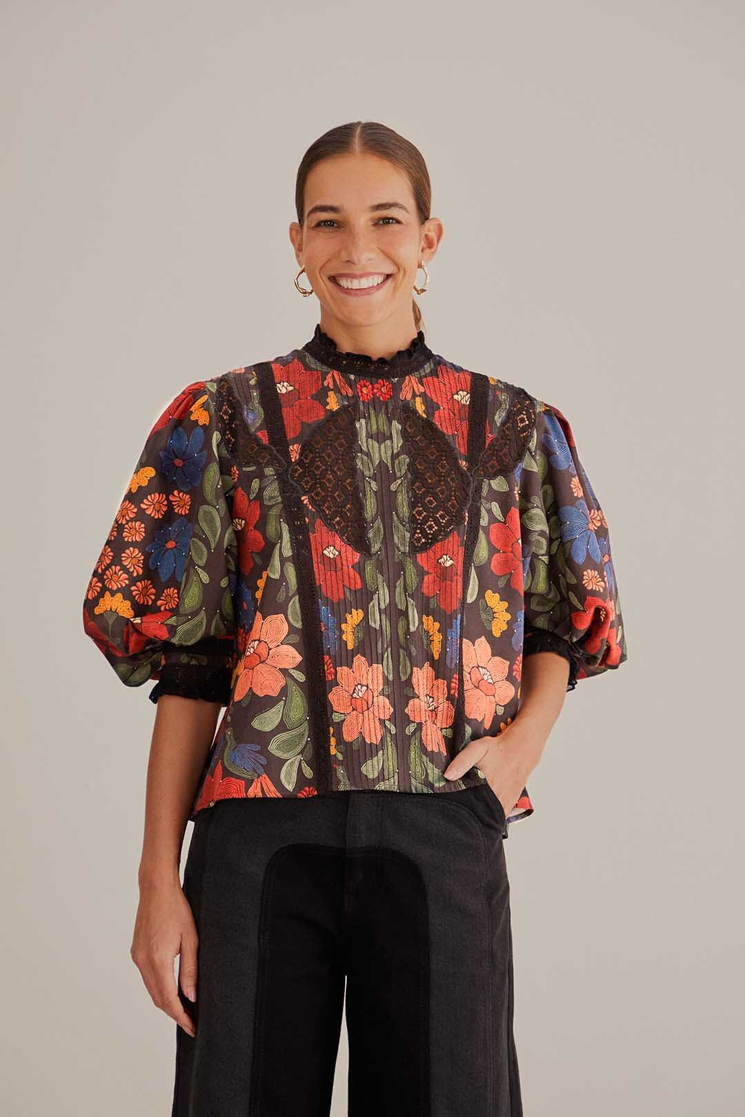 Black Stitched Flowers Short Sleeve Blouse | FarmRio (US)