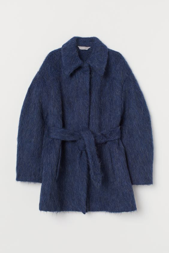 Coat in woven, wool-blend fabric with a collar, concealed snap fasteners at front, and side pocke... | H&M (US + CA)