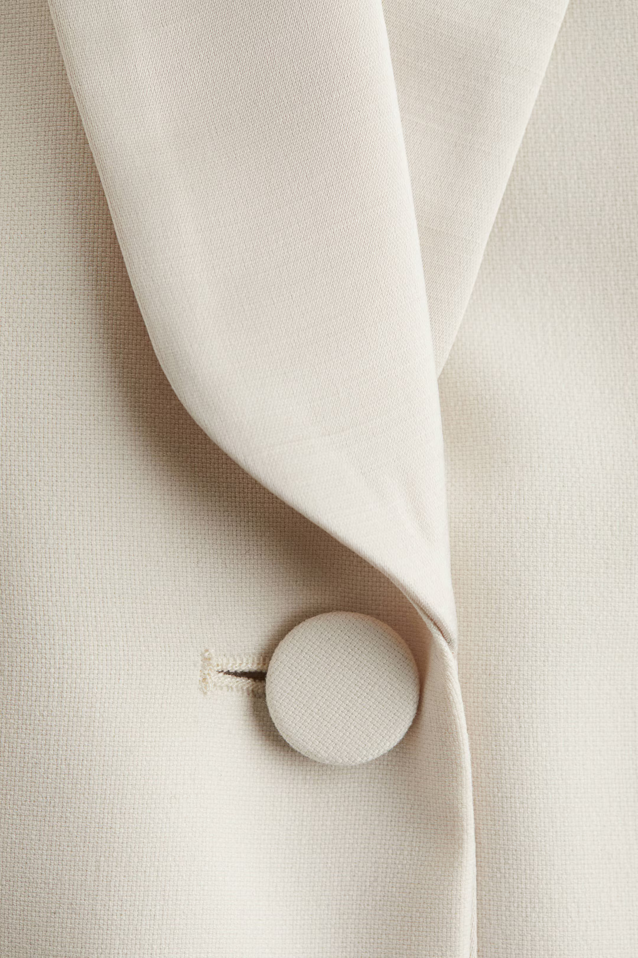 Tuxedo waistcoat | H&M (UK, MY, IN, SG, PH, TW, HK)