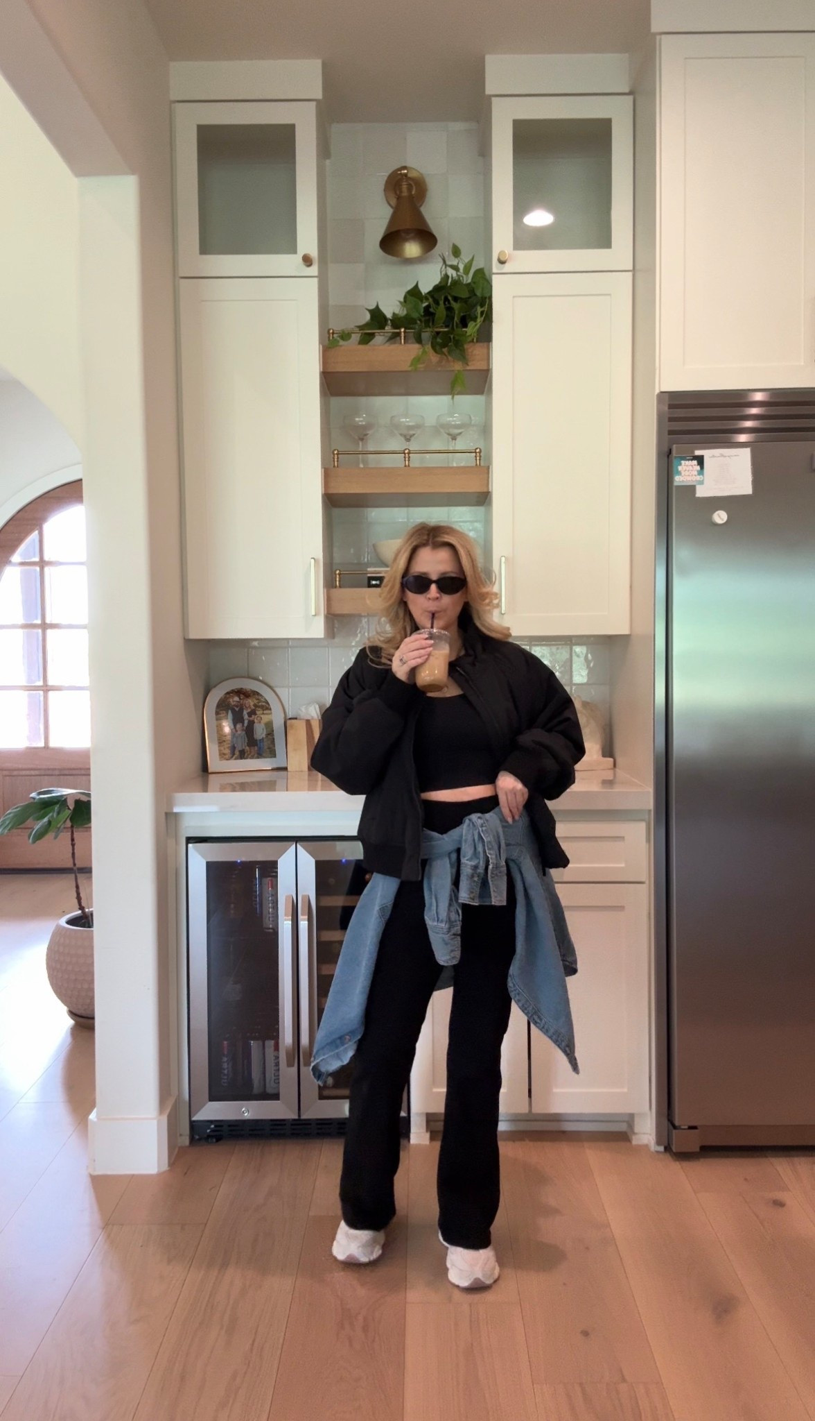 Casual outfit inspo

Sporty mom, flared yoga, pants, flared leggings, denim, shirt, drop off style, pick up pick up style, spring transition, Cool Girl style, call Mom, Trinity outfit, simple, casual,

#LTKootd #LTKgrwm #LTKmomlife