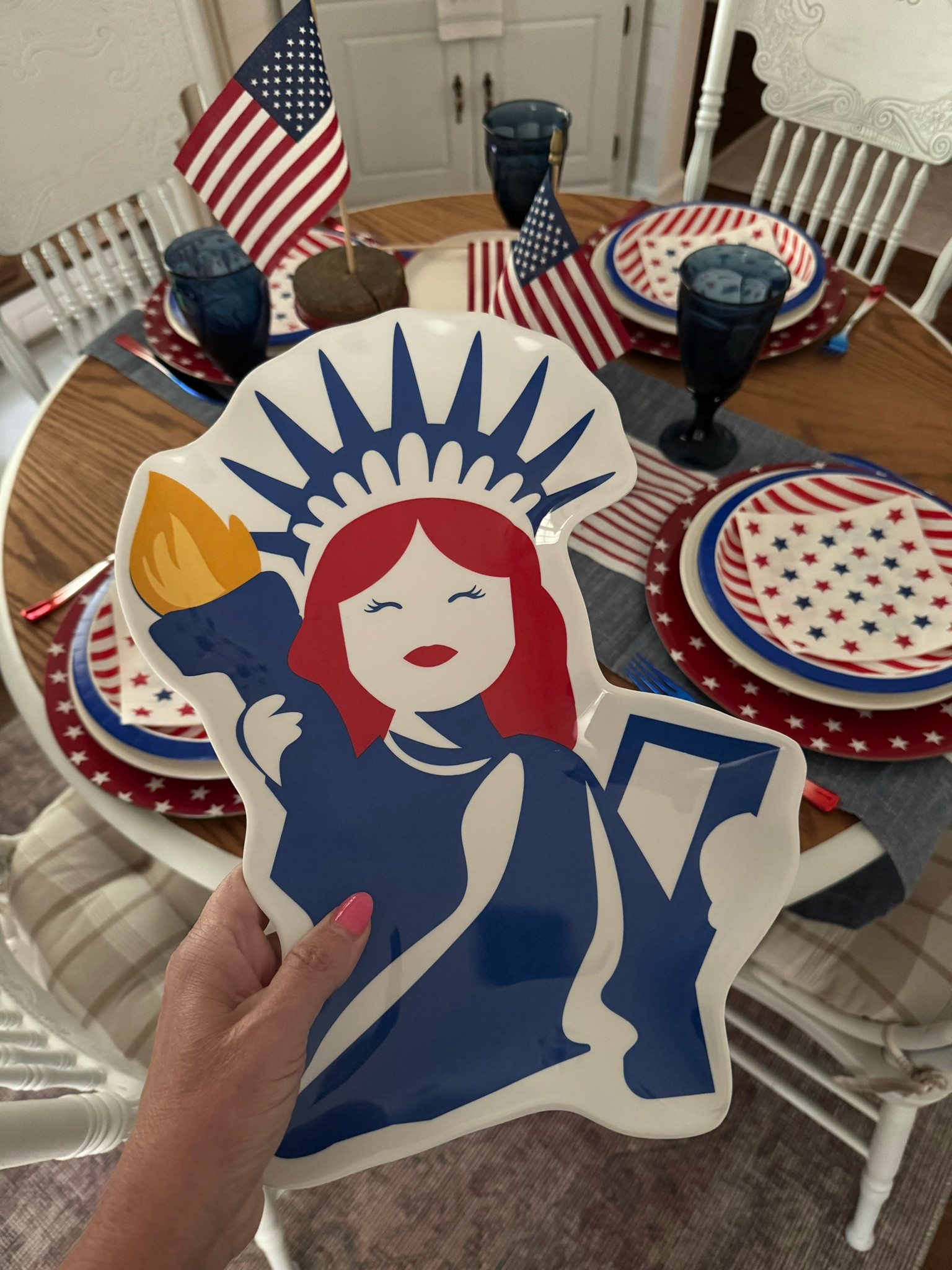 Patriotic Serving Tray 
Perfect for all the summer holidays 🇺🇸

#LTKHome #LTKSummerEdit