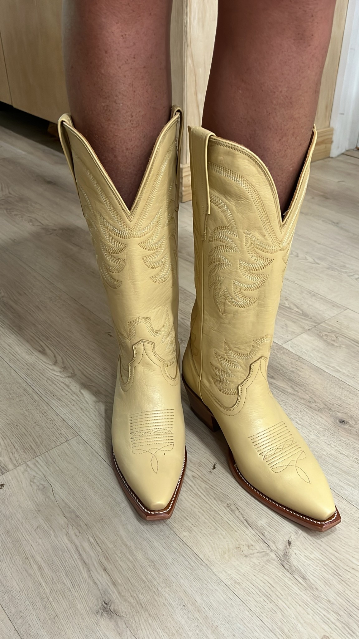 The cutest butter yellow boots ever!! #tecovas #butteryellow