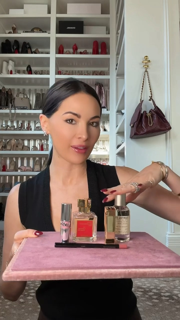 Gifting season is here! Some of my favorite gifts to give are fragrances and lip products! @nordstrombeauty #NordstromPartner @shop.ltk #ltkit 

#LTKHoliday #LTKBeauty #LTKGiftGuide