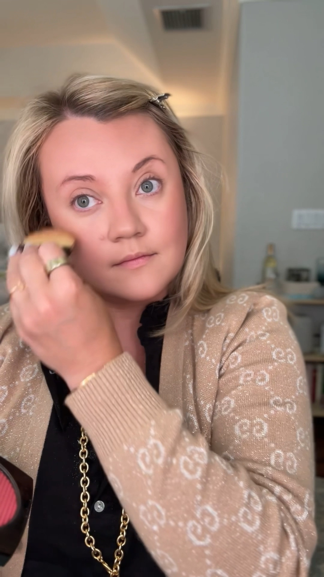 Navy blue eyes tutorial

#LTKFindsUnder50 #LTKBeauty #LTKFindsUnder100