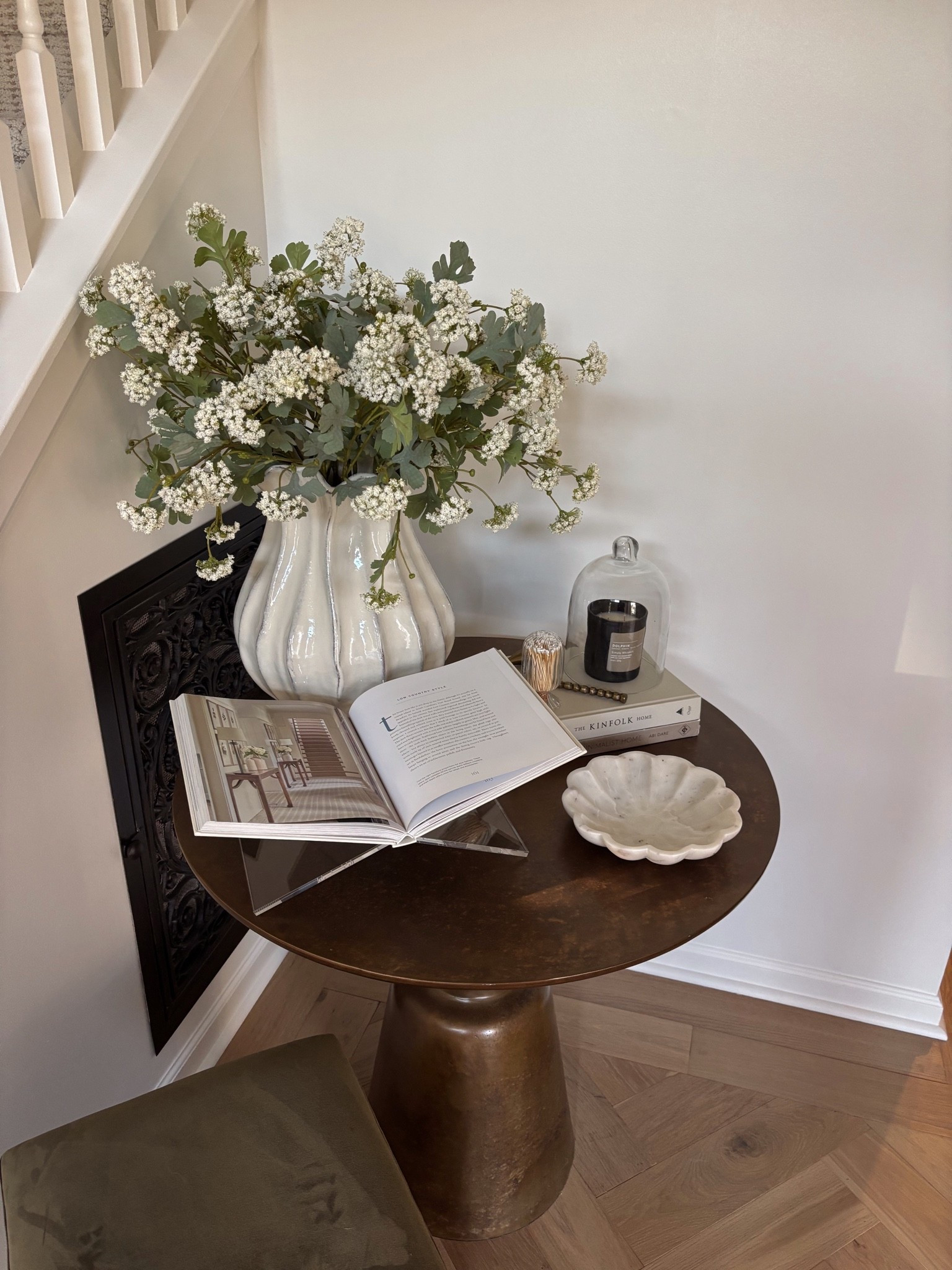 foyer table decor🤎 love this little set up!

#LTKHome
