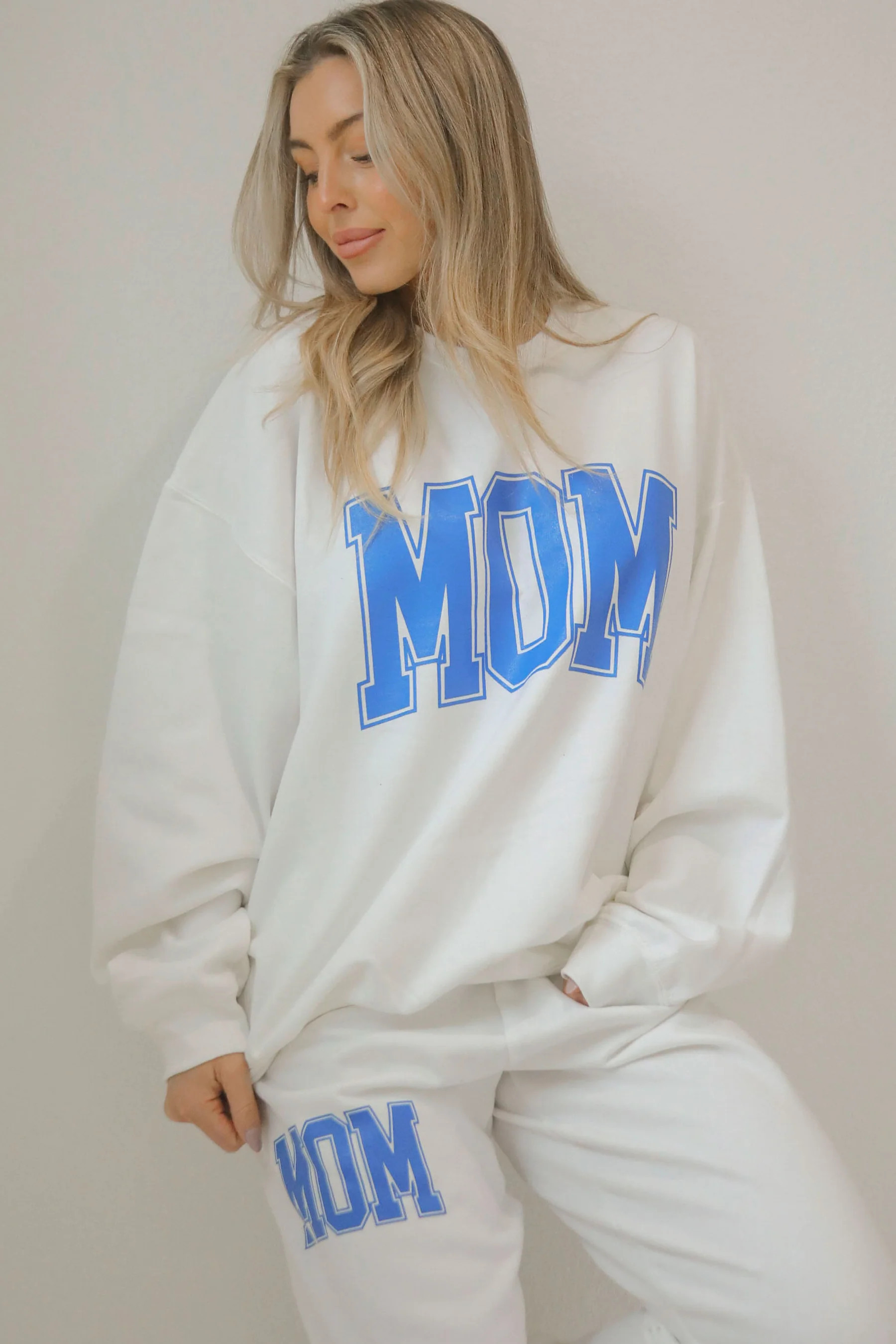 friday + saturday: mom sweatpants - blue | RIFFRAFF