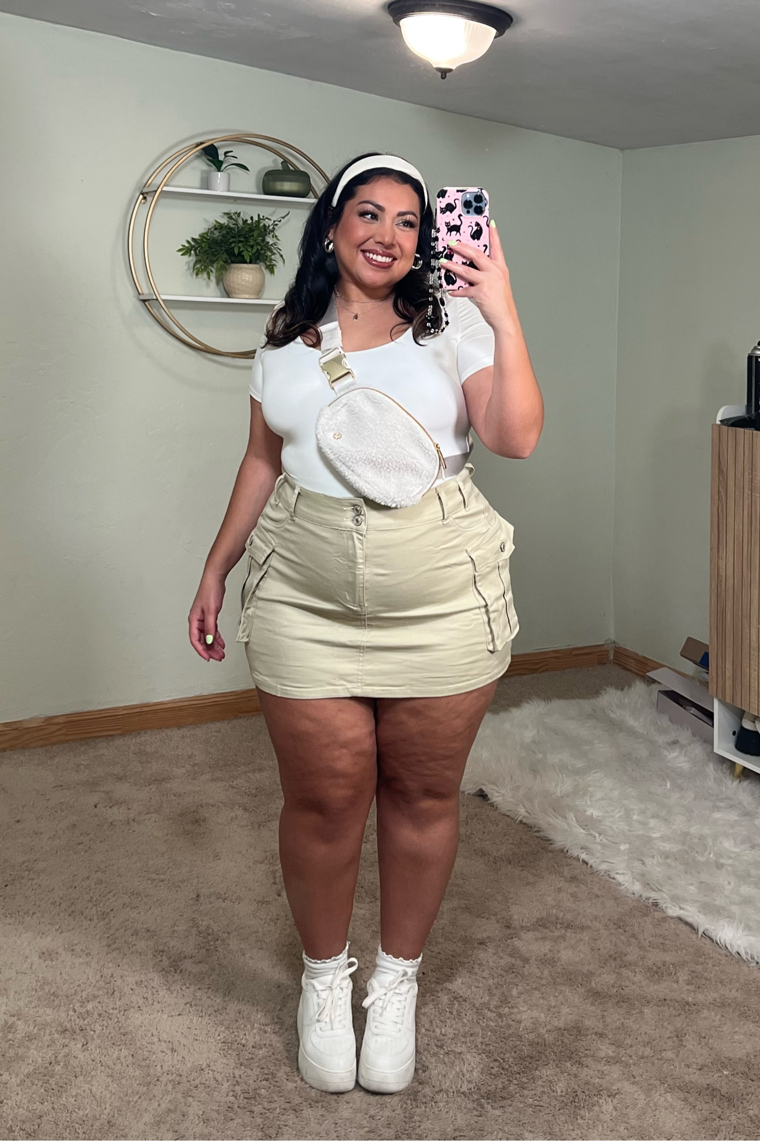 White tee + cargo skirt ✨ 

#LTKActive #LTKMidsize #LTKPlusSize