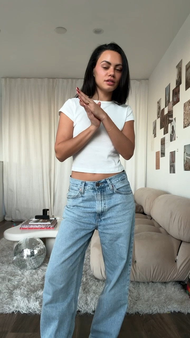 my go to Levi’s jeans | baggy dad jeans | denim, essential closet pieces 

#LTKstyletip #LTKSeasonal #LTKHoliday